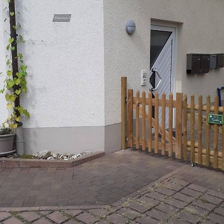 Zimmer Frei 3 Wiesbaden Dış mekan fotoğraf